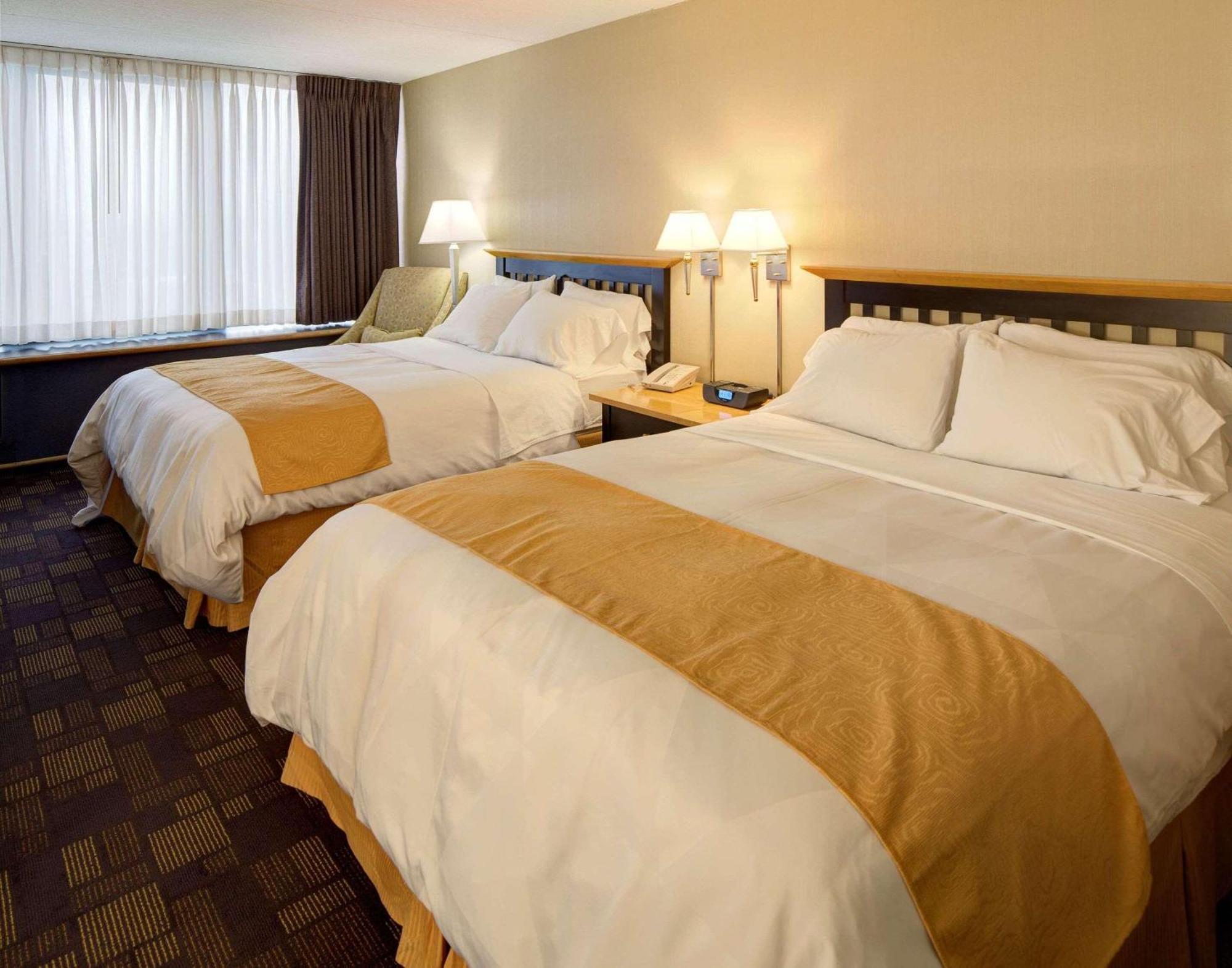 Radisson Hotel Milwaukee West Wauwatosa Værelse billede