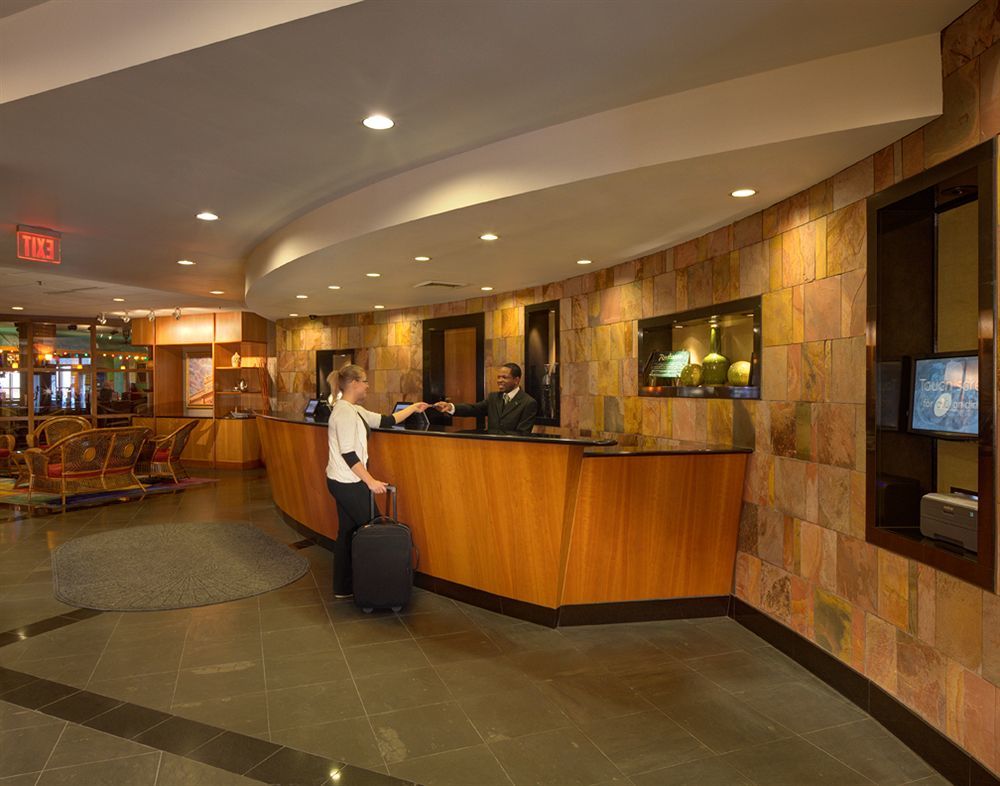 Radisson Hotel Milwaukee West Wauwatosa Eksteriør billede